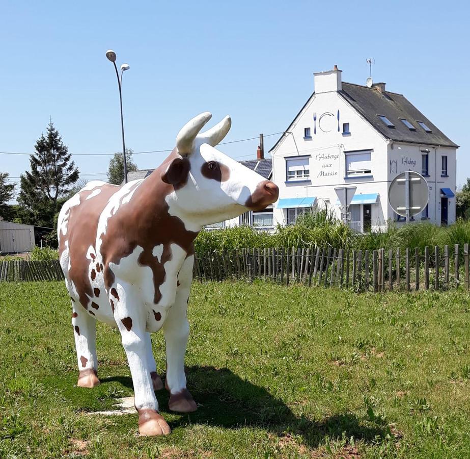 Auberge Aux Marais Montmartin-en-Graignes Buitenkant foto